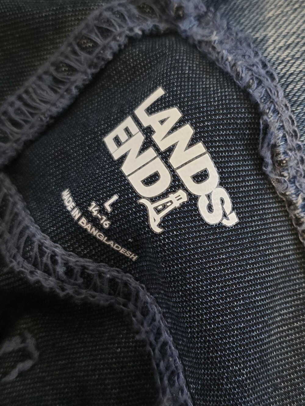 NWT Lands' End Mid Rise Straight Leg Jeans in Denim Blue - Picture 3 of 4